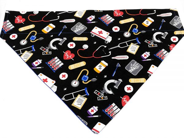 Medical Profession Bandana réversible Living the Scrub Life pour chien