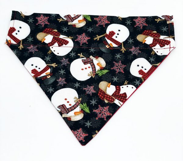 Bandana festiva para cães de Natal de bonecos de neve