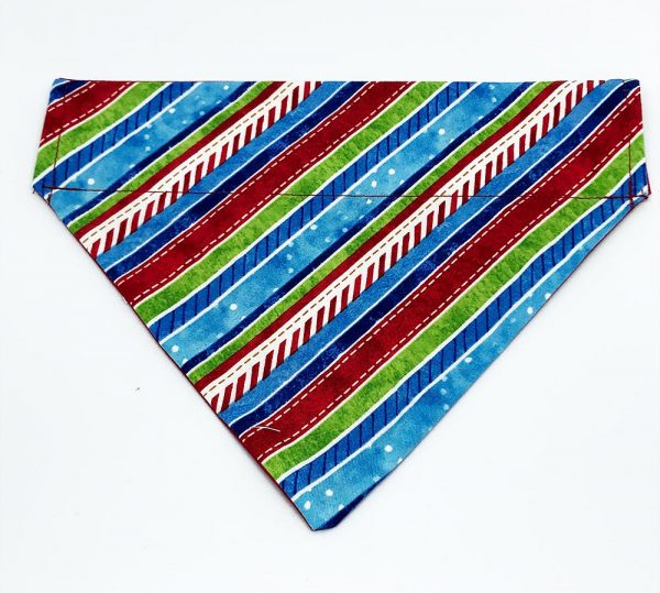Flerfärgad julrandig hundbandana