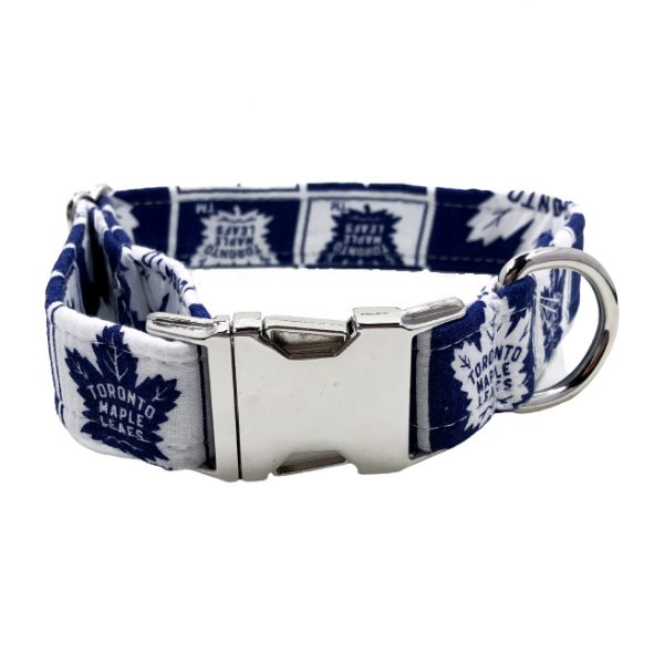 Collar de perro de las hojas de arce de Toronto